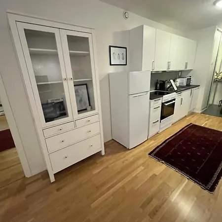 Cosy - Tromsoya Apartment *
